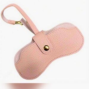 Pink Embossed Leather Snap Close Sunglasses Case NEW 🏷️